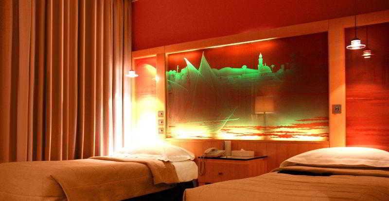 Le Royal Tower Hotel Kuvait Kültér fotó